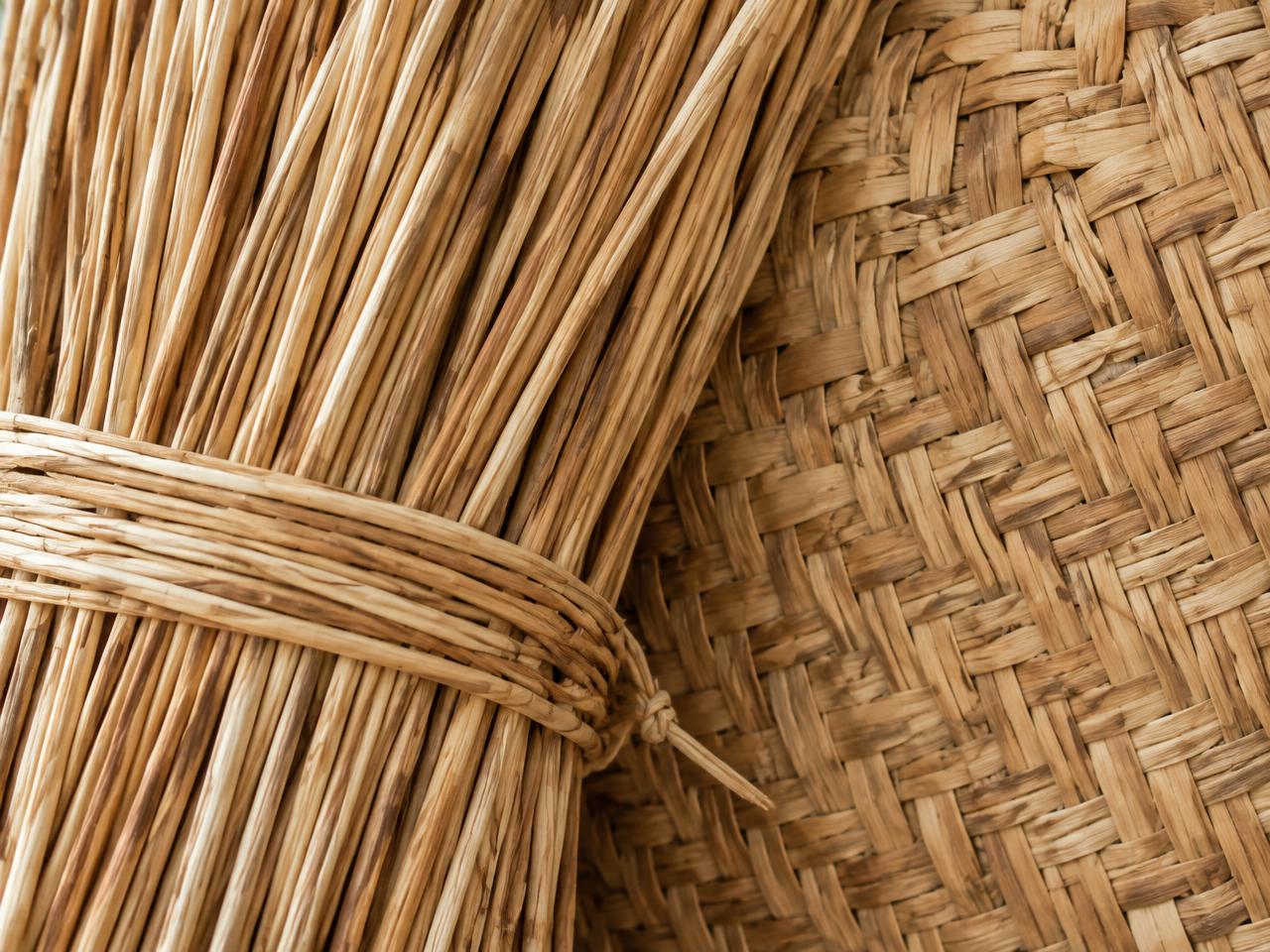 Close-up of woven Kouna fibre texture